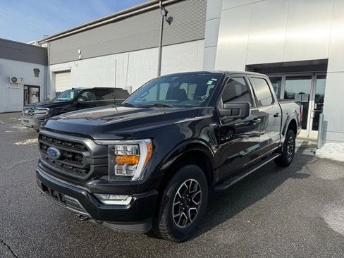 Used 2022 Ford F150 XLT w/ Equipment Group 302A High image 3