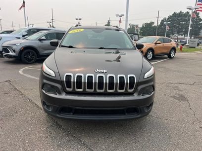 Used 2016 Jeep Cherokee Latitude w/ Cold Weather Group
