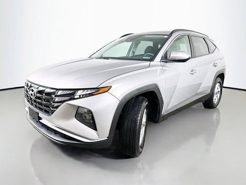 Used 2024 Hyundai Tucson SEL image 3