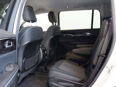 Used 2023 Jeep Grand Cherokee L Laredo w/ Trailer Tow Group (B) AWD/4WD image 15