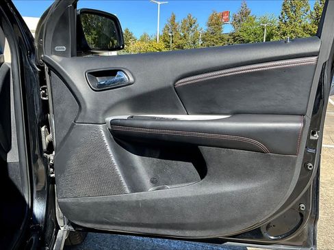 Used 2019 Dodge Journey GT image 20