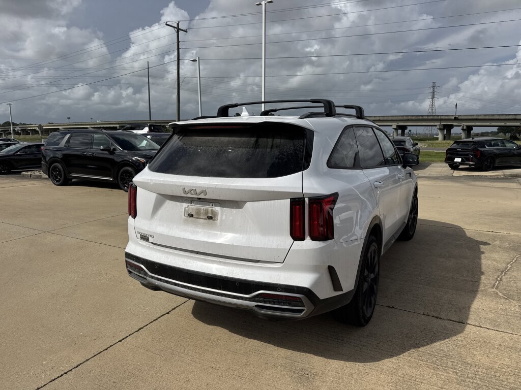 Used 2023 Kia Sorento SX FWD image 13