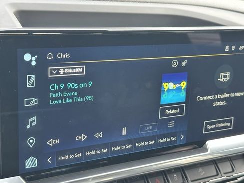 Used 2024 Chevrolet Silverado 2500 LTZ w/ LTZ Convenience Package image 11