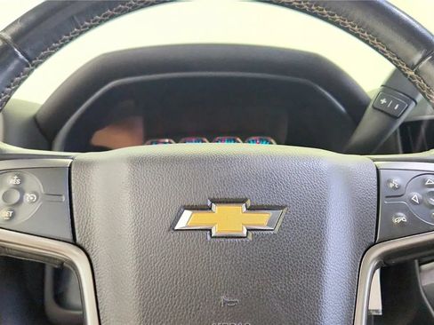 Used 2019 Chevrolet Silverado 1500 LT RWD image 26