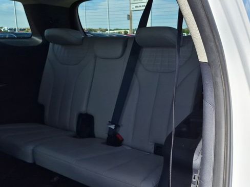 Used 2023 Hyundai Palisade Limited FWD image 12