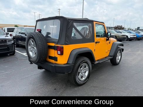 Used 2012 Jeep Wrangler Rubicon w/ PWR Convenience Group AWD/4WD image 3