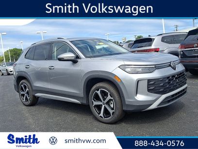 New 2025 Volkswagen Tiguan SE