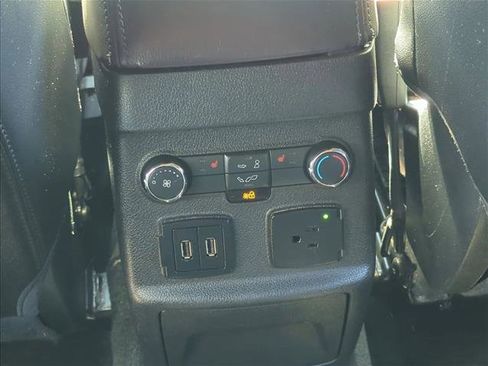 Used 2018 Ford Explorer Limited image 17