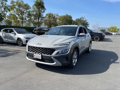 Used 2022 Hyundai Kona SEL w/ Cargo Package image 5