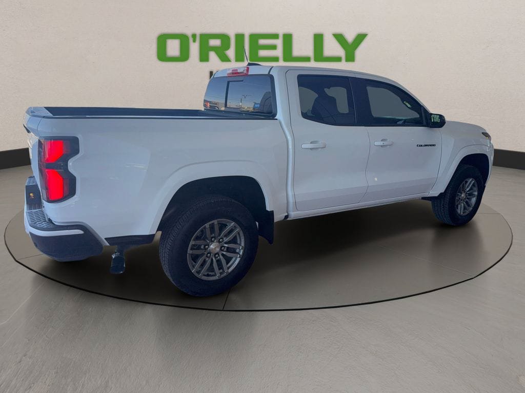 Used 2024 Chevrolet Colorado LT w/ LT Convenience Package II RWD image 6
