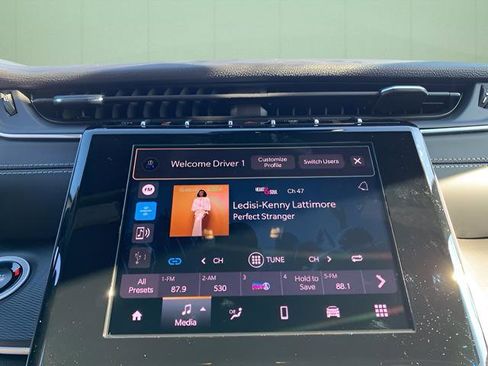 New 2025 Jeep Grand Cherokee L Altitude image 25