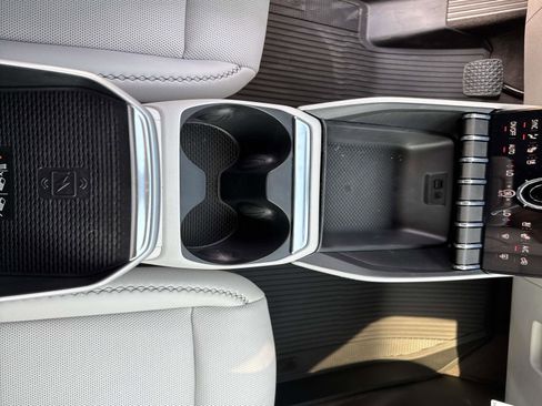 New 2026 GMC Terrain Denali w/ LPO, Black Badging Package AWD/4WD image 29