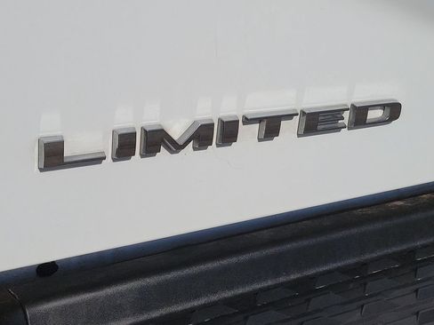 Used 2021 RAM 3500 Limited AWD/4WD image 12