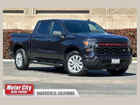 Certified 2022 Chevrolet Silverado 1500 Custom image 1