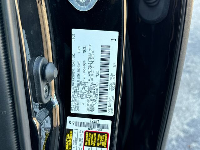 Used 2024 Toyota Tundra Limited w/ TRD Off-Road Package AWD/4WD image 33