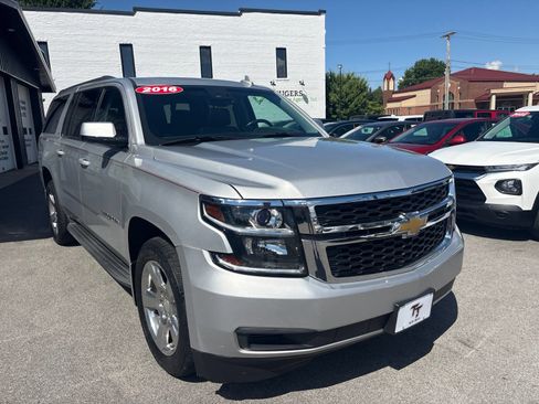 Used 2016 Chevrolet Suburban LT AWD/4WD image 7