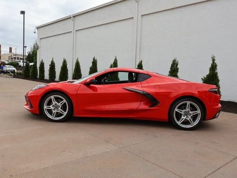 Certified 2025 Chevrolet Corvette Stingray Coupe w/ 1LT RWD image 4