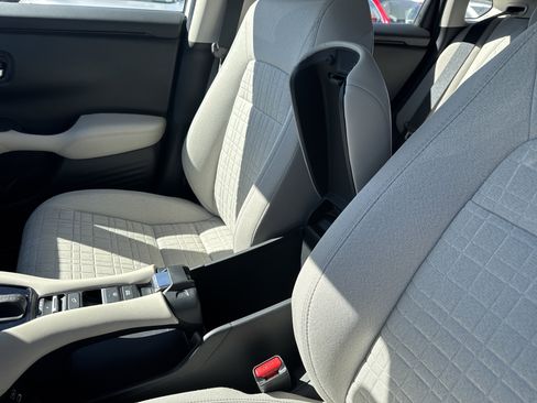 Used 2024 Honda HR-V LX image 7