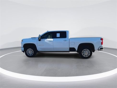 Used 2021 Chevrolet Silverado 2500 High Country w/ Z71 Off-Road Package image 7