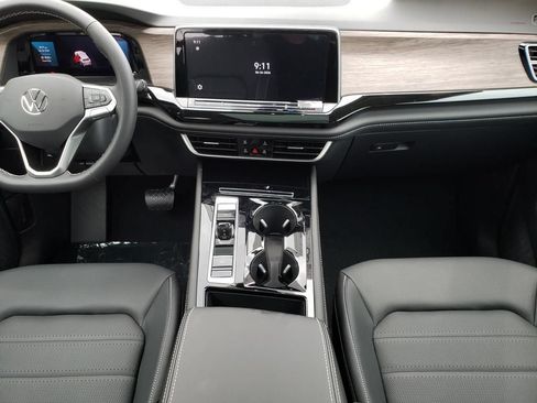New 2026 Volkswagen Atlas SEL AWD/4WD image 9