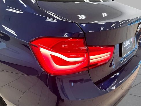 Used 2017 BMW 330i Sedan RWD image 26
