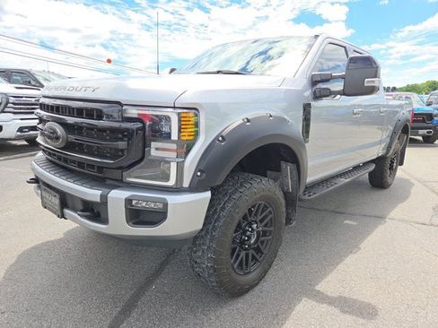 Used 2020 Ford F250 Lariat AWD/4WD image 2