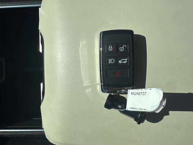 Used 2024 Land Rover Range Rover Long Wheelbase SE AWD/4WD image 62