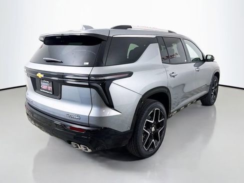 New 2026 Chevrolet Traverse High Country w/ LPO, Floor Liner Package AWD/4WD image 9