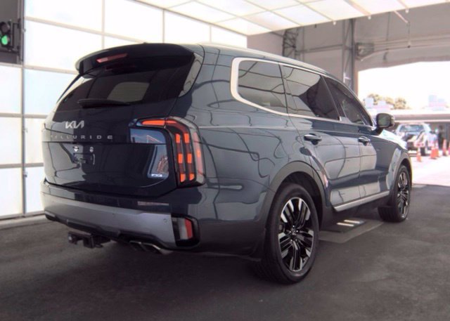 Certified 2023 Kia Telluride SX AWD/4WD image 3