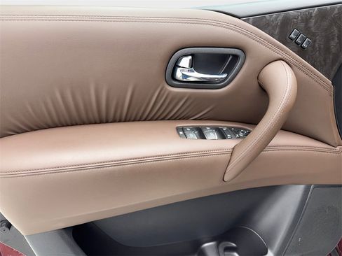 Used 2024 Nissan Armada Platinum w/ Captain's Chairs Package image 38