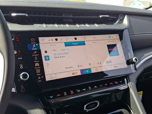 New 2026 Jeep Grand Cherokee Altitude AWD/4WD image 16