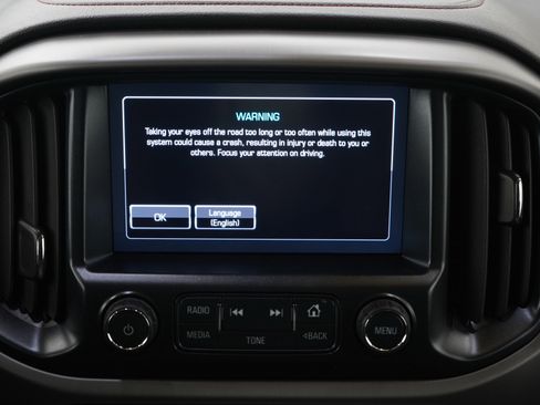 Used 2017 GMC Canyon SLE w/ All Terrain X Package image 15