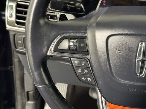 Certified 2022 Lincoln Navigator Reserve image 16