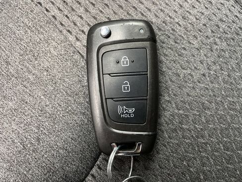 Used 2023 Hyundai Santa Fe SE image 46