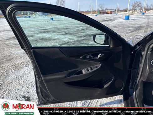 Used 2023 Chevrolet Malibu LT image 9