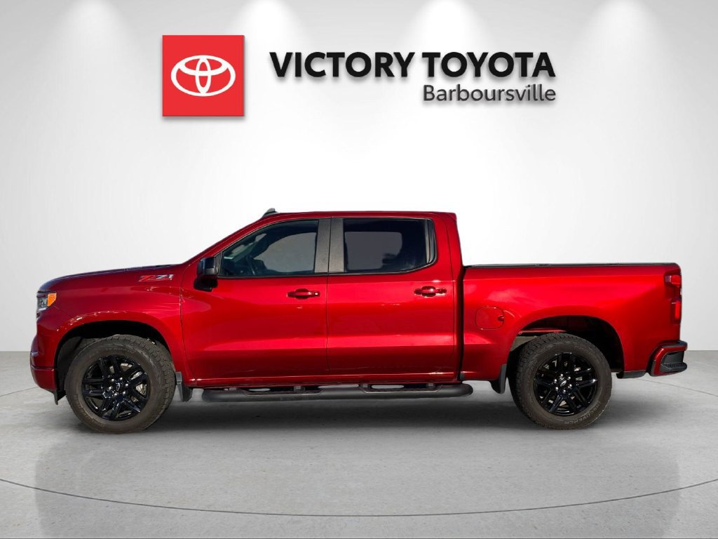 Used 2025 Chevrolet Silverado 1500 RST w/ Z71 Off-Road Package AWD/4WD image 2