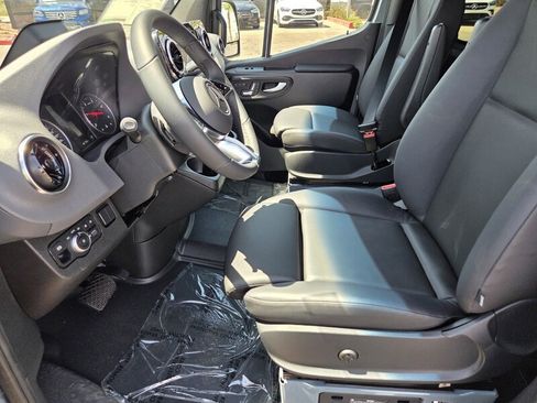 New 2026 Mercedes-Benz Sprinter 2500 image 11