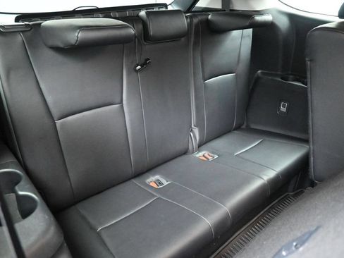 Certified 2020 Toyota Highlander XLE AWD/4WD image 25