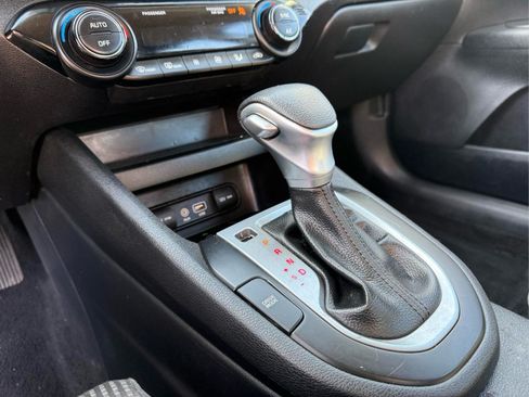 Used 2019 Kia Forte Sedan FWD image 21