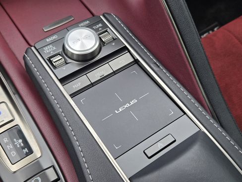 Used 2018 Lexus LC 500 Coupe RWD image 29