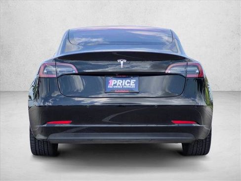 Used 2018 Tesla Model 3 Long Range RWD image 6