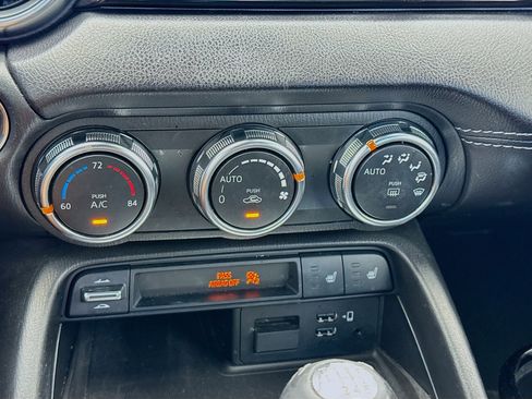 Used 2021 MAZDA MX-5 Miata RF Grand Touring image 12