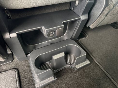 Certified 2022 Ford F150 XLT w/ Equipment Group 302A High image 19