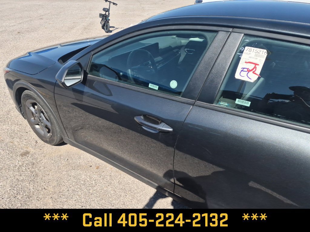 Used 2025 Kia K4 FWD image 12