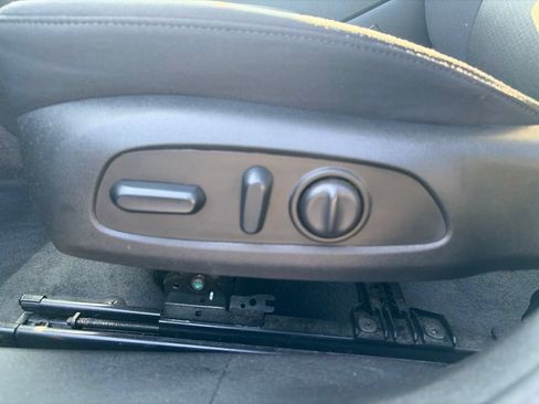 Used 2024 Chevrolet Malibu LT FWD image 17