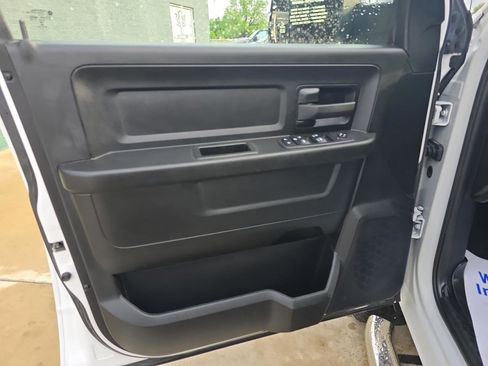Used 2022 RAM 3500 Tradesman w/ Chrome Appearance Group AWD/4WD image 23