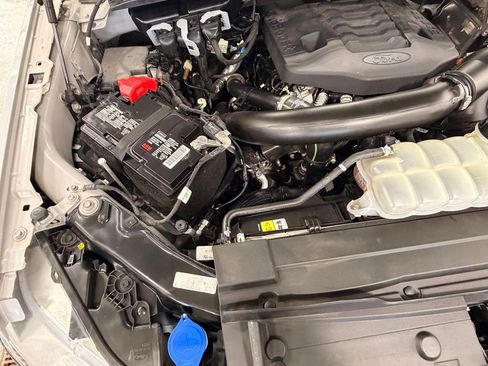 Used 2022 Ford F150 Lariat w/ Equipment Group 502A High AWD/4WD image 58
