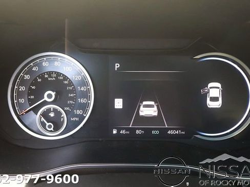 Used 2025 Genesis G70 2.5T AWD/4WD image 18