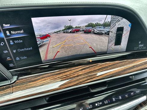 Used 2021 Cadillac Escalade ESV Premium Luxury w/ Performance Package AWD/4WD image 29