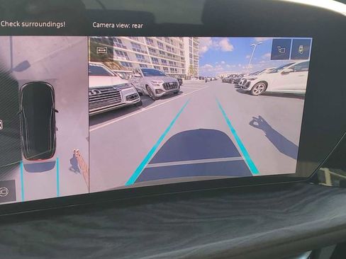 Certified 2025 Audi Q5 Premium w/ Convenience Package image 30